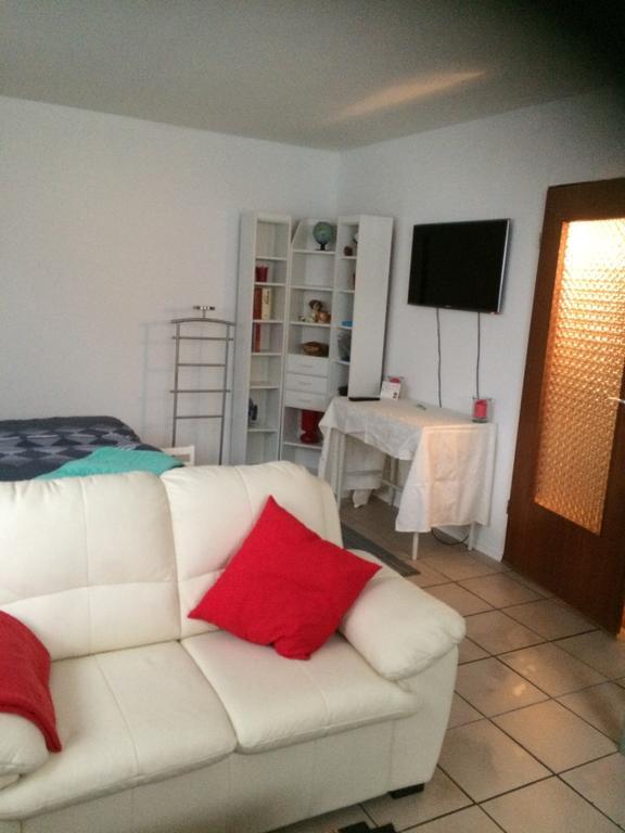 הולצמינדן Basement Links 108A 1 Zimmer Apartment מראה חיצוני תמונה